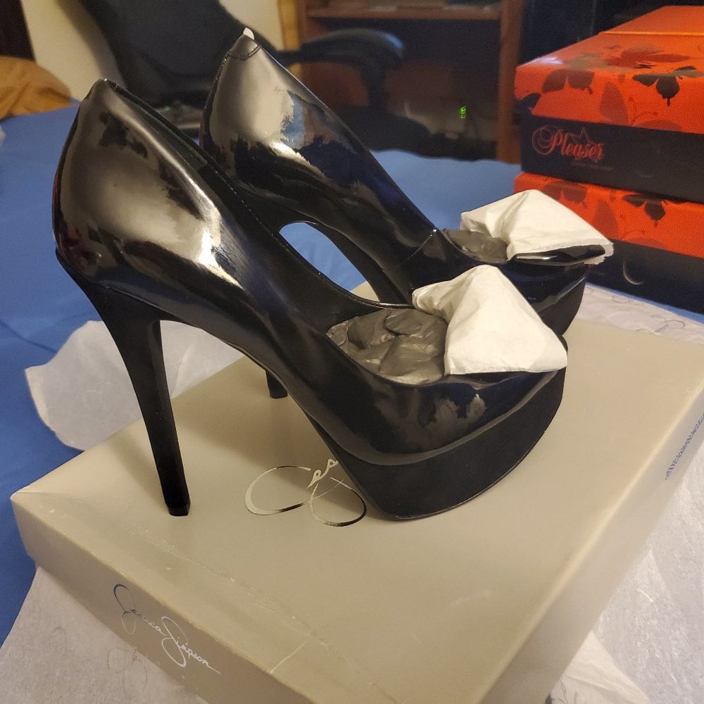 Jessica Simpson Para Pump size 6.5 (BRAND NEW)